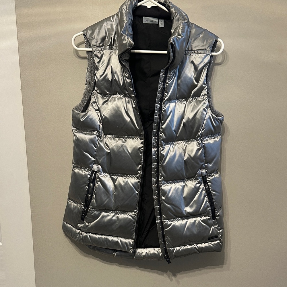 Athleta Silver Puffer Vest
